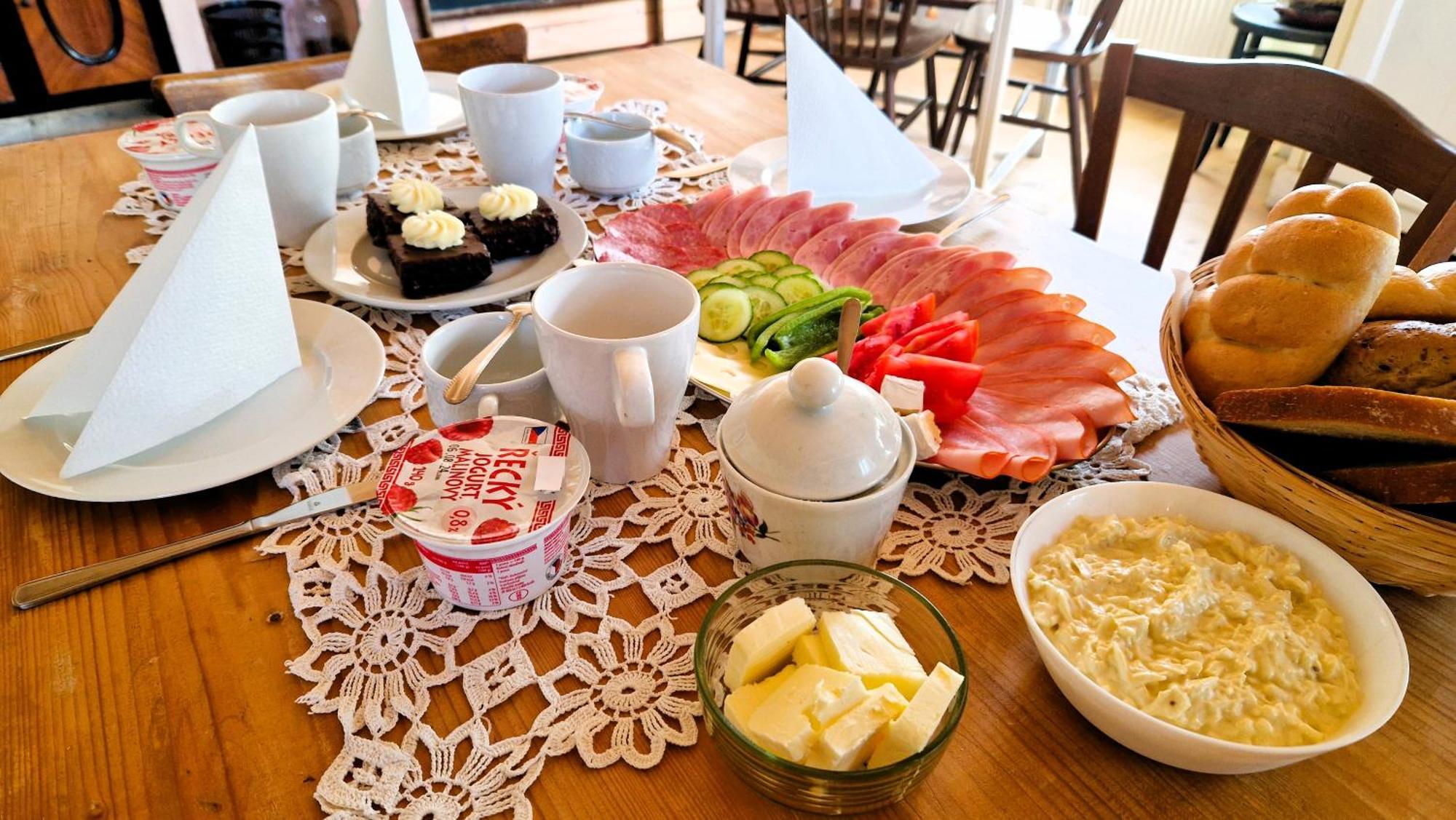 Apartmany Vcelin Brniste Luaran gambar